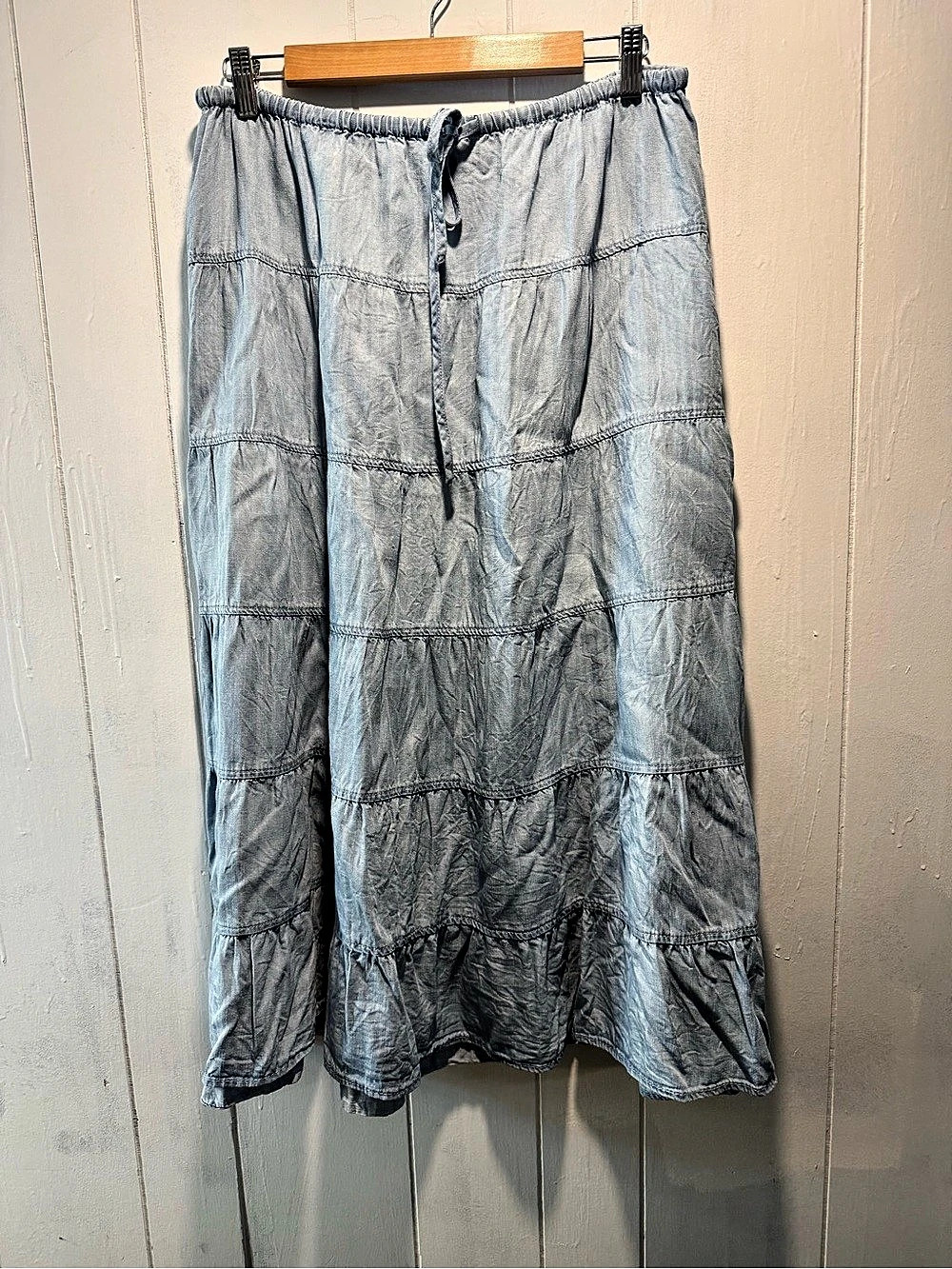 Vivienne Los Angeles Tiered Maxi Skirt in Blue Size XL